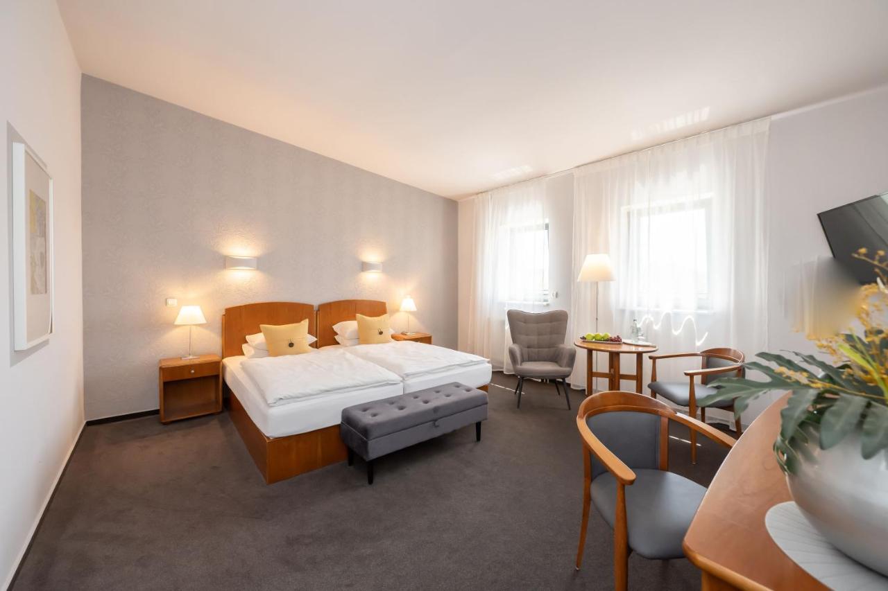 Hotel Moritz An Der Elbe Zeithain Exterior foto