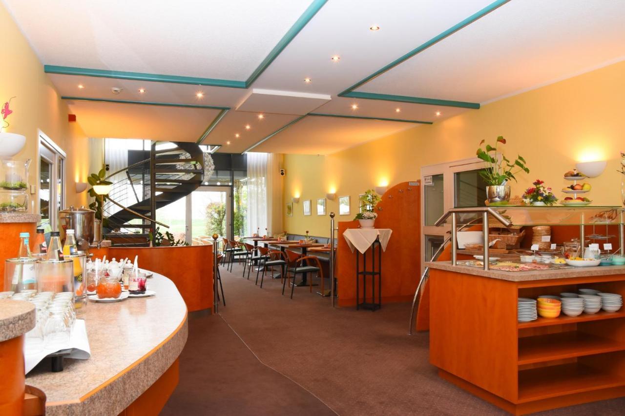 Hotel Moritz An Der Elbe Zeithain Exterior foto